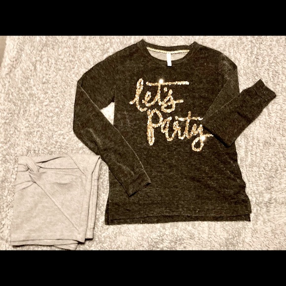 Let’s Party Xhilaration Top - Picture 1 of 1